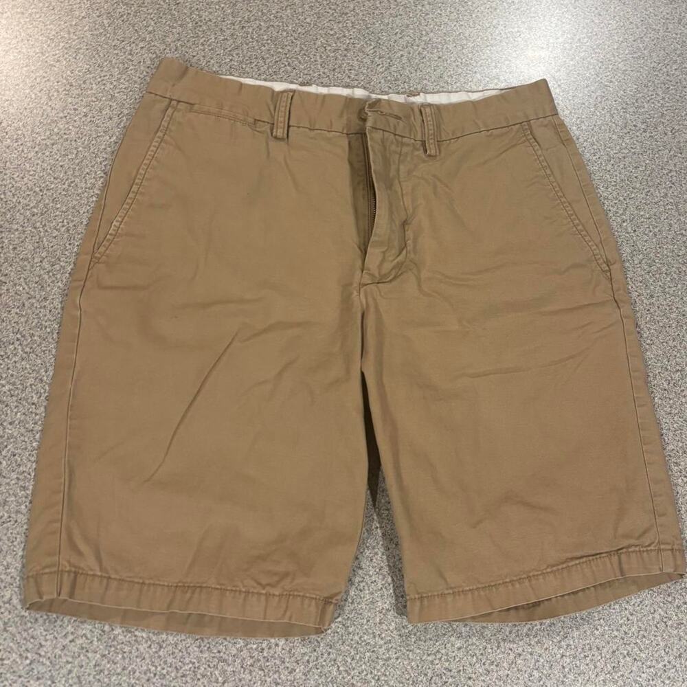 Old Navy Tan Chino Shorts Size 30